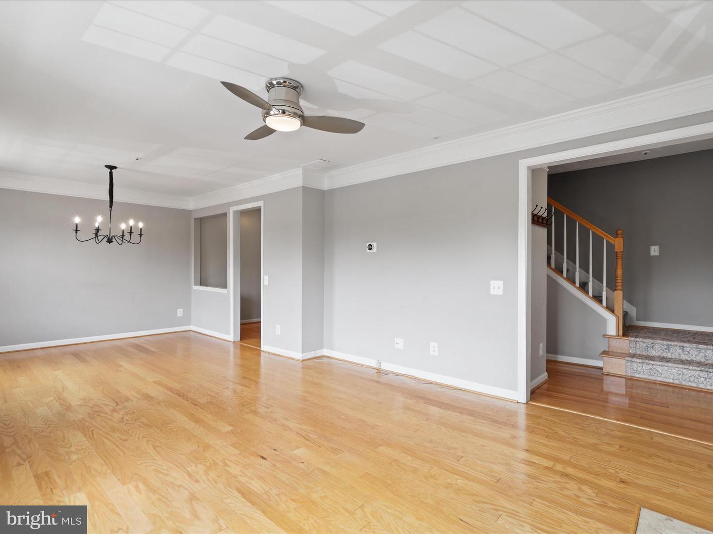 2812 EMMA LEE ST #303, FALLS CHURCH, Virginia 22042, 2 Bedrooms Bedrooms, ,2 BathroomsBathrooms,Residential,For sale,2812 EMMA LEE ST #303,VAFX2255458 MLS # VAFX2255458