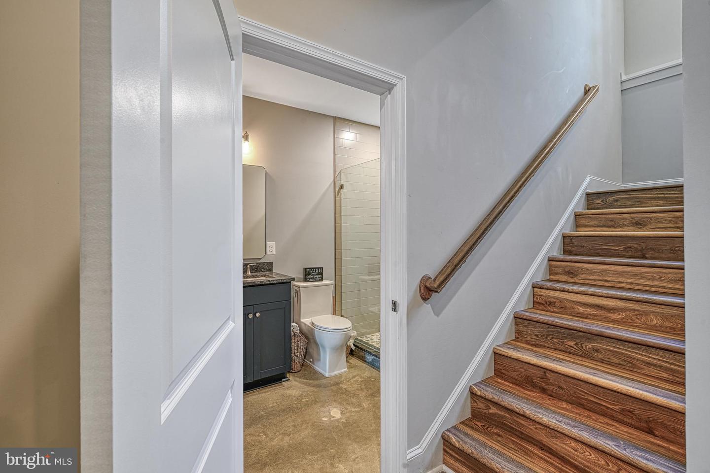 5727 PRIVATE RD, MINERAL, Virginia 23117, 5 Bedrooms Bedrooms, ,5 BathroomsBathrooms,Residential,For sale,5727 PRIVATE RD,VASP2034692 MLS # VASP2034692