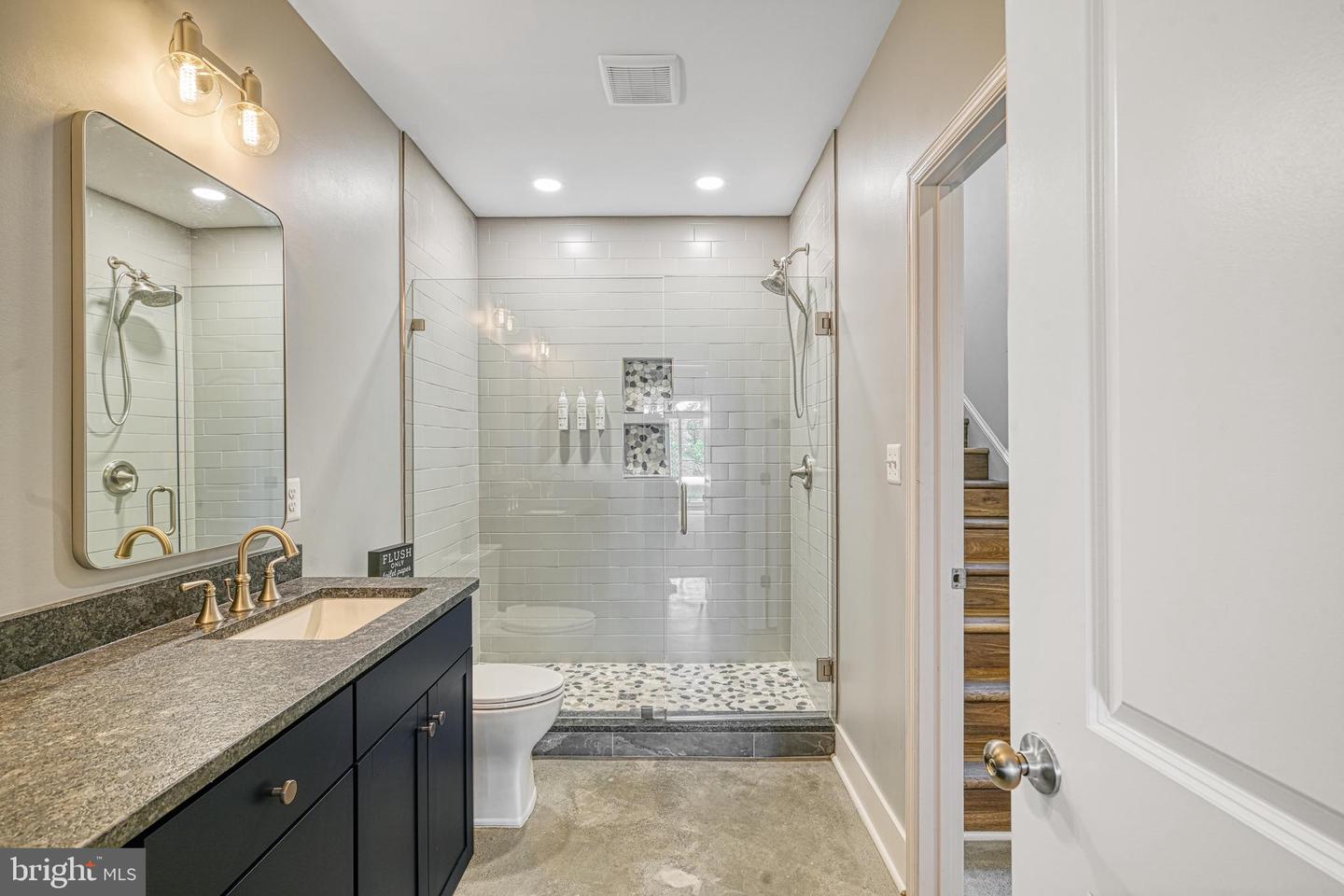 5727 PRIVATE RD, MINERAL, Virginia 23117, 5 Bedrooms Bedrooms, ,5 BathroomsBathrooms,Residential,For sale,5727 PRIVATE RD,VASP2034692 MLS # VASP2034692