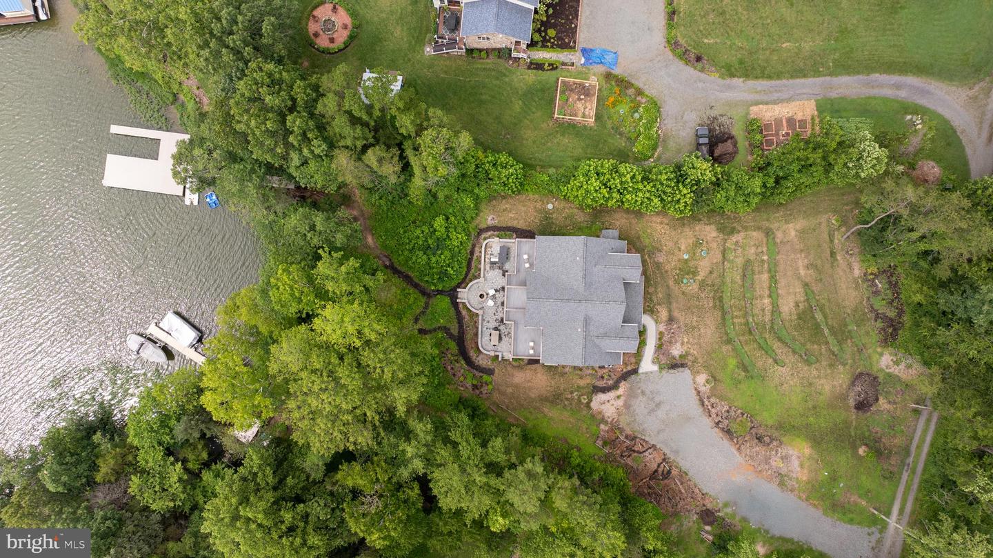5727 PRIVATE RD, MINERAL, Virginia 23117, 5 Bedrooms Bedrooms, ,5 BathroomsBathrooms,Residential,For sale,5727 PRIVATE RD,VASP2034692 MLS # VASP2034692