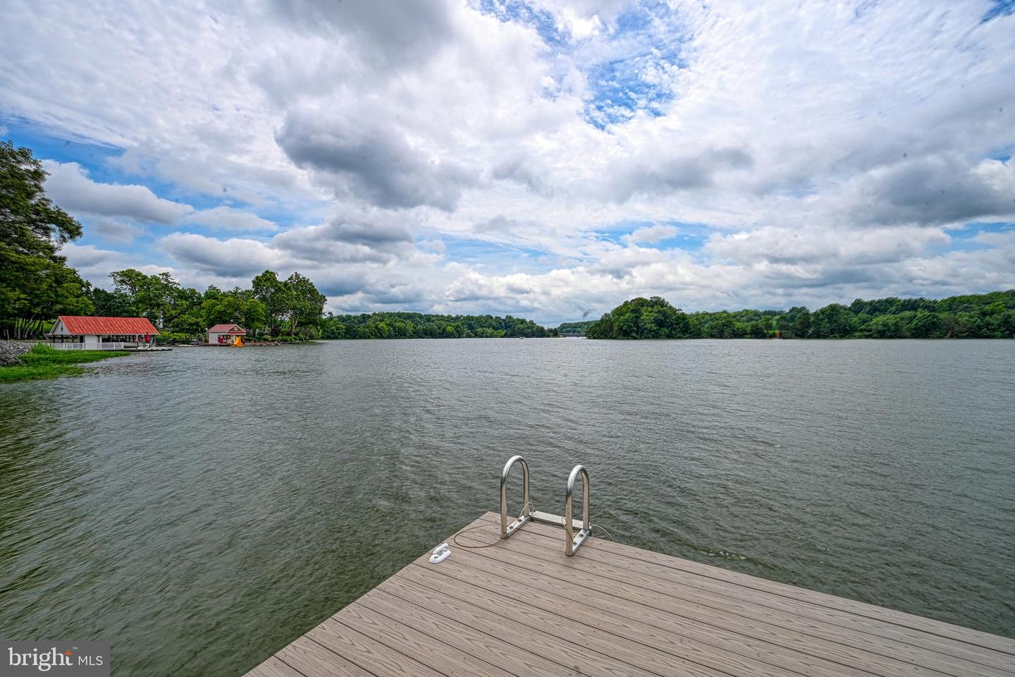 5727 PRIVATE RD, MINERAL, Virginia 23117, 5 Bedrooms Bedrooms, ,5 BathroomsBathrooms,Residential,For sale,5727 PRIVATE RD,VASP2034692 MLS # VASP2034692