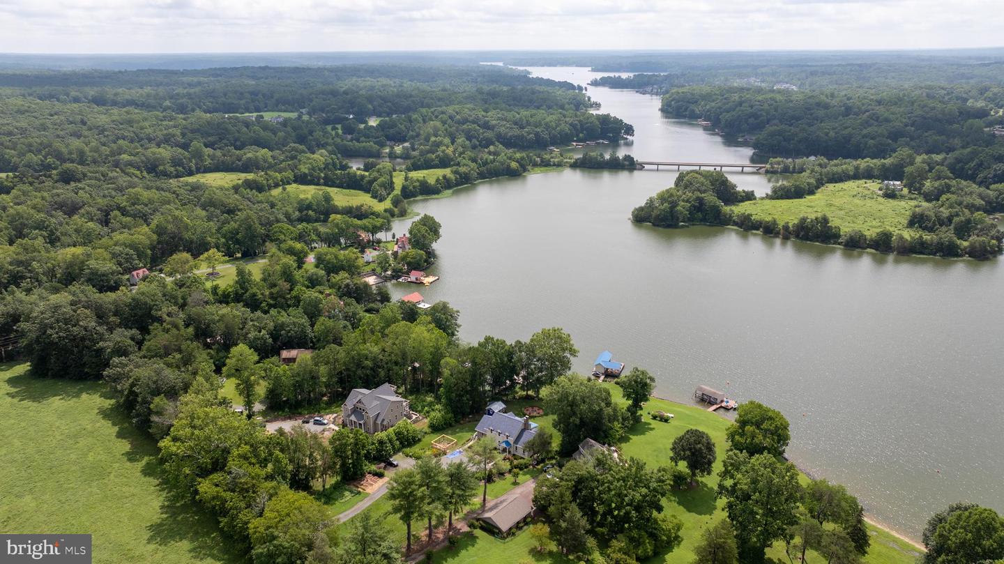5727 PRIVATE RD, MINERAL, Virginia 23117, 5 Bedrooms Bedrooms, ,5 BathroomsBathrooms,Residential,For sale,5727 PRIVATE RD,VASP2034692 MLS # VASP2034692