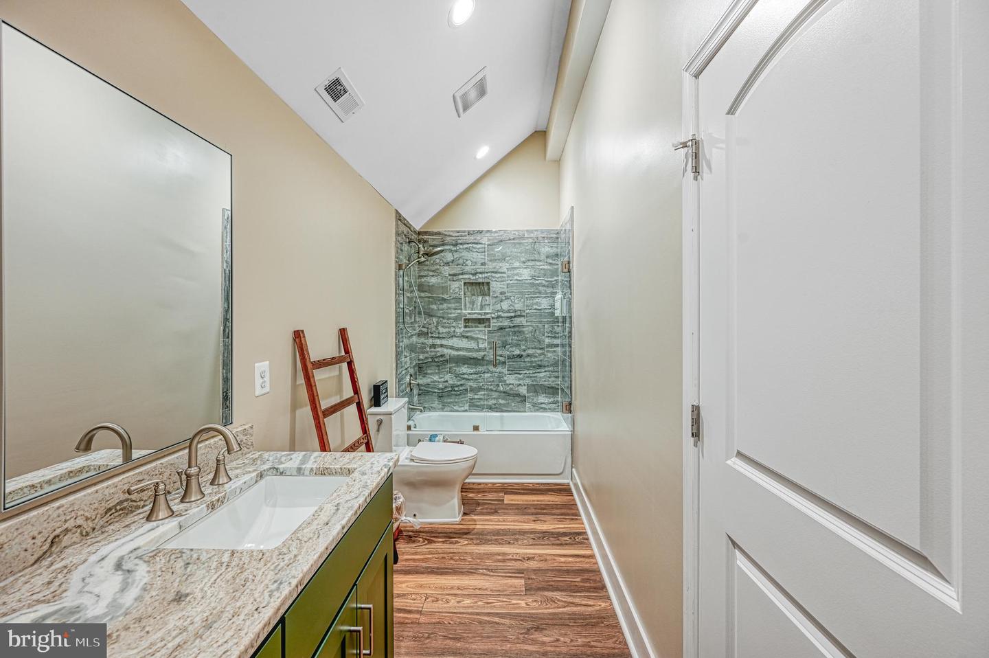 5727 PRIVATE RD, MINERAL, Virginia 23117, 5 Bedrooms Bedrooms, ,5 BathroomsBathrooms,Residential,For sale,5727 PRIVATE RD,VASP2034692 MLS # VASP2034692