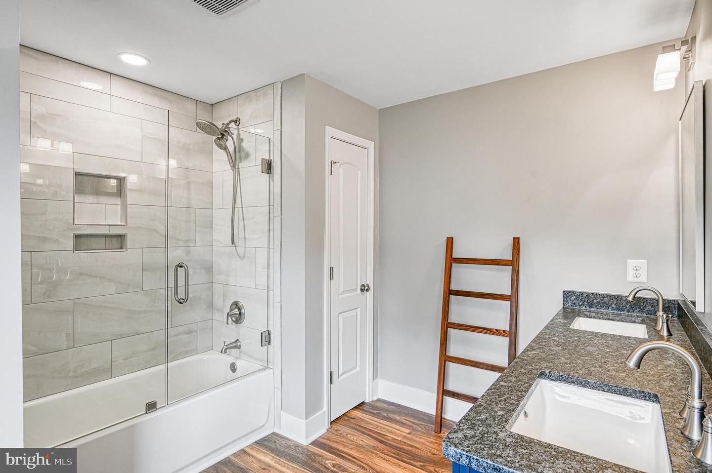 5727 PRIVATE RD, MINERAL, Virginia 23117, 5 Bedrooms Bedrooms, ,5 BathroomsBathrooms,Residential,For sale,5727 PRIVATE RD,VASP2034692 MLS # VASP2034692