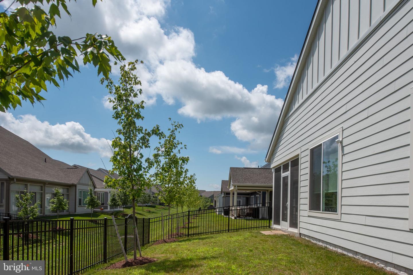 141 COWBIRD ST, LAKE FREDERICK, Virginia 22630, 2 Bedrooms Bedrooms, ,2 BathroomsBathrooms,Residential,For sale,141 COWBIRD ST,VAFV2035412 MLS # VAFV2035412