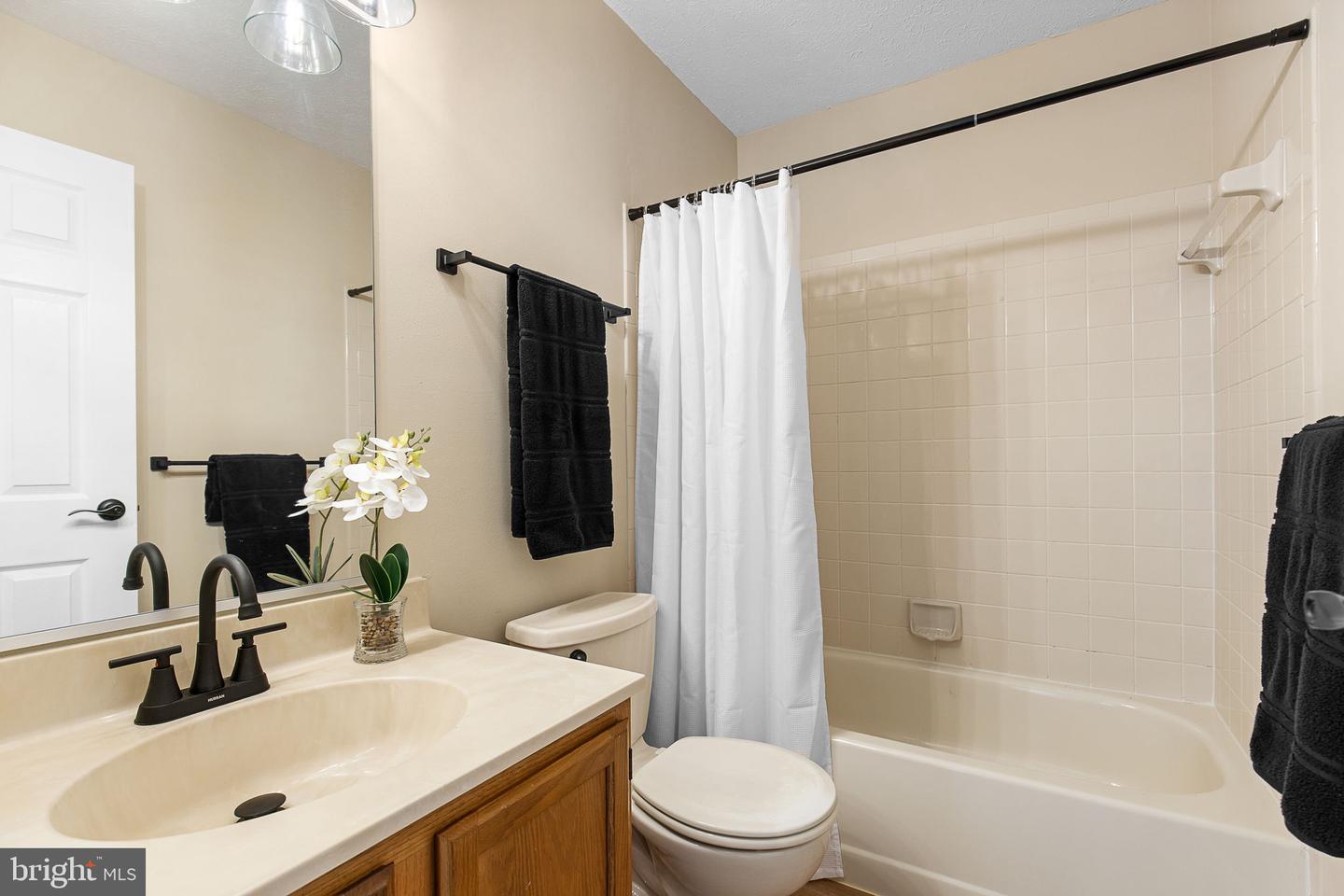 101 BENTLEY CT, STAFFORD, Virginia 22554, 4 Bedrooms Bedrooms, ,3 BathroomsBathrooms,Residential,For sale,101 BENTLEY CT,VAST2040824 MLS # VAST2040824