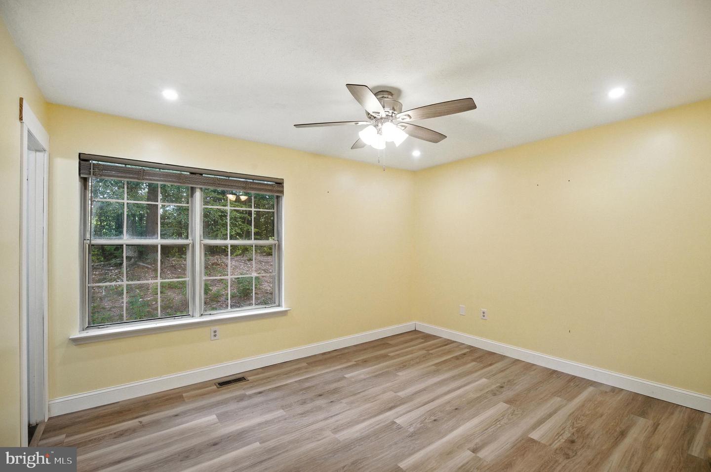 18245 LINTON CT, DUMFRIES, Virginia 22026, 4 Bedrooms Bedrooms, ,2 BathroomsBathrooms,Residential,For sale,18245 LINTON CT,VAPW2099268 MLS # VAPW2099268