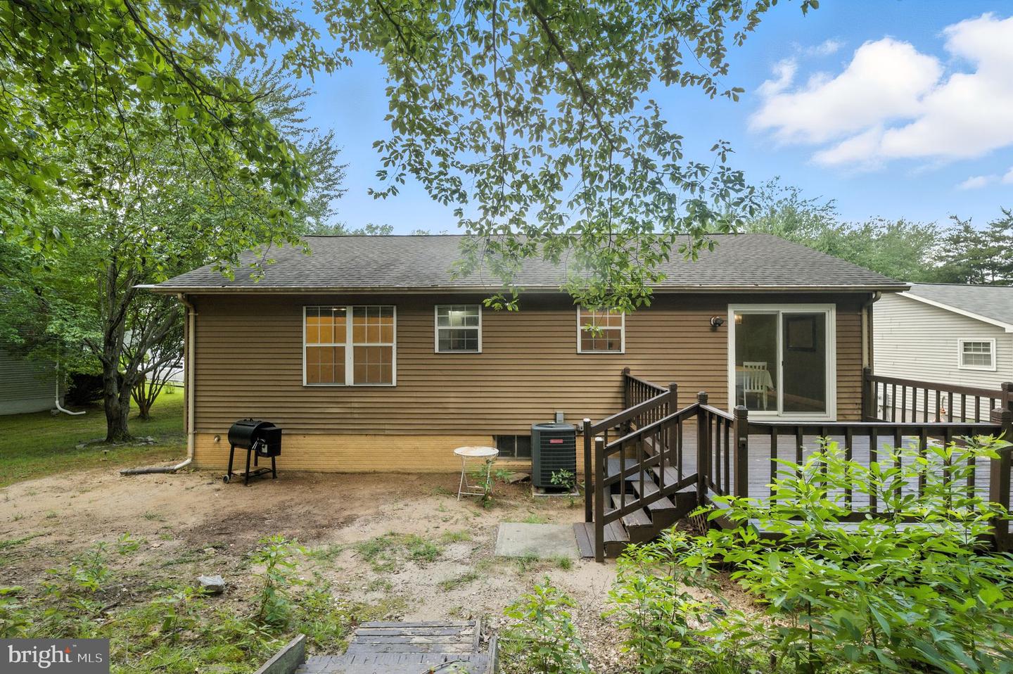 18245 LINTON CT, DUMFRIES, Virginia 22026, 4 Bedrooms Bedrooms, ,2 BathroomsBathrooms,Residential,For sale,18245 LINTON CT,VAPW2099268 MLS # VAPW2099268