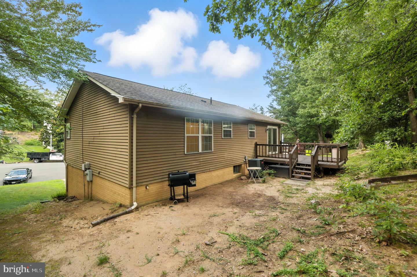 18245 LINTON CT, DUMFRIES, Virginia 22026, 4 Bedrooms Bedrooms, ,2 BathroomsBathrooms,Residential,For sale,18245 LINTON CT,VAPW2099268 MLS # VAPW2099268