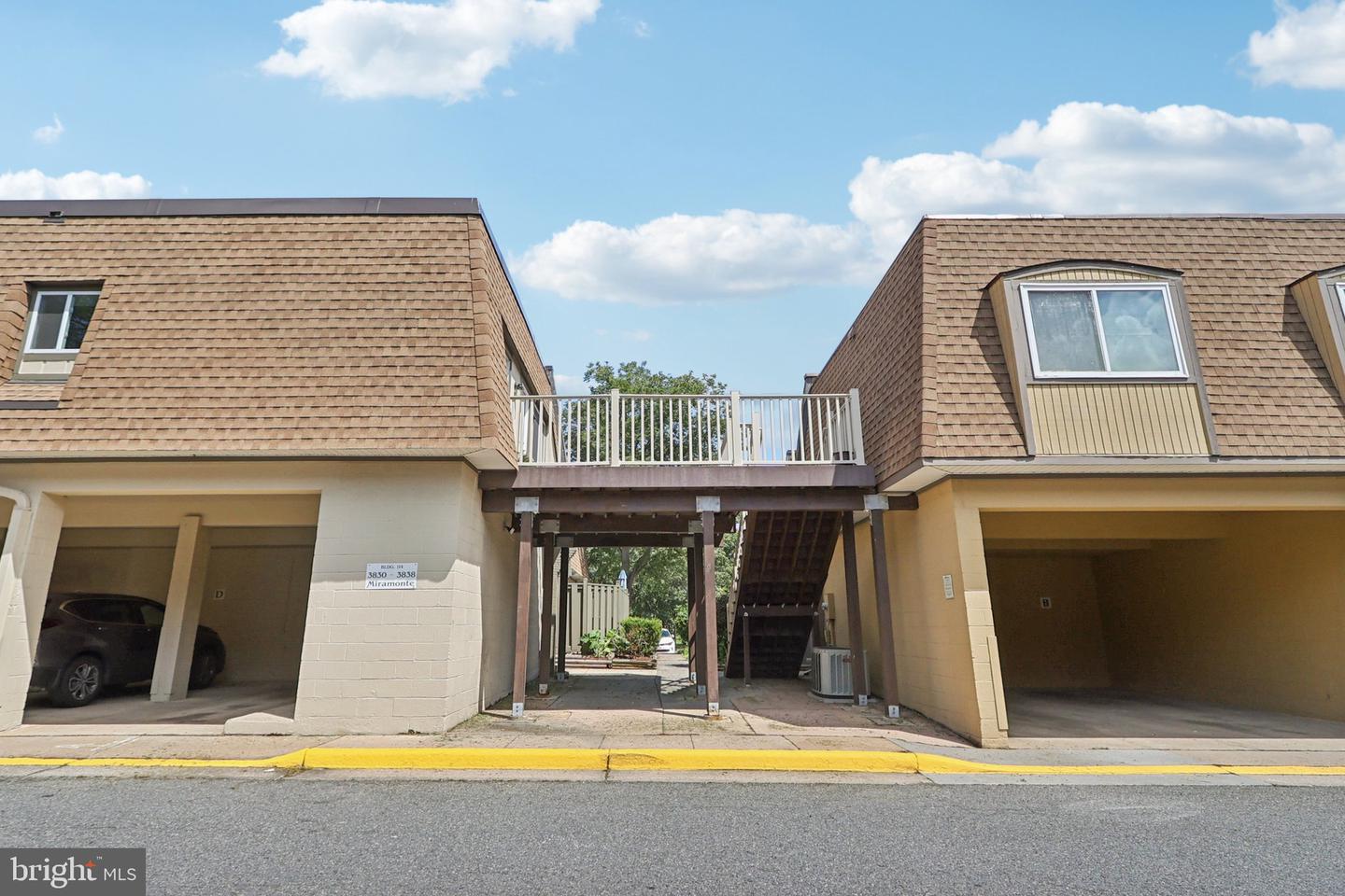 3834 MIRAMONTE PL #114E, ALEXANDRIA, Virginia 22309, 3 Bedrooms Bedrooms, ,2 BathroomsBathrooms,Residential,For sale,3834 MIRAMONTE PL #114E,VAFX2255640 MLS # VAFX2255640