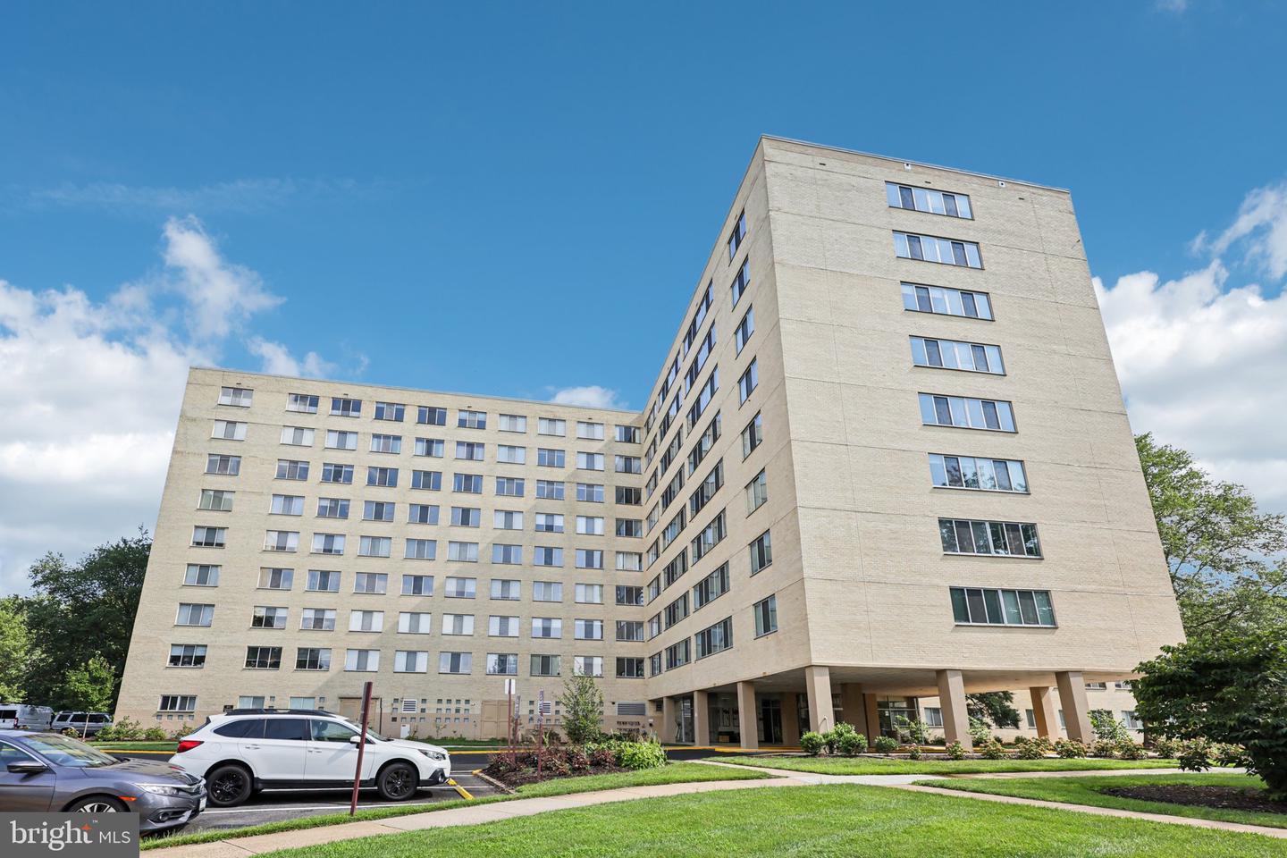 6631 WAKEFIELD DR #407, ALEXANDRIA, Virginia 22307, 1 Bedroom Bedrooms, ,1 BathroomBathrooms,Residential,For sale,6631 WAKEFIELD DR #407,VAFX2255664 MLS # VAFX2255664