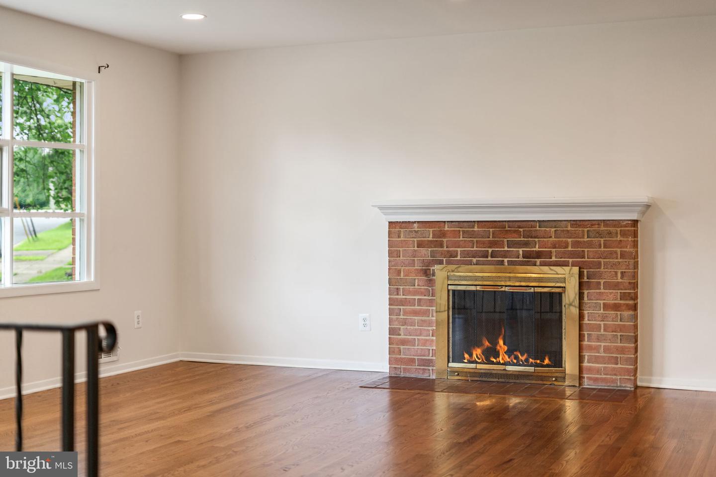5308 PORTSMOUTH RD, FAIRFAX, Virginia 22032, 5 Bedrooms Bedrooms, ,3 BathroomsBathrooms,Residential,For sale,5308 PORTSMOUTH RD,VAFX2255674 MLS # VAFX2255674