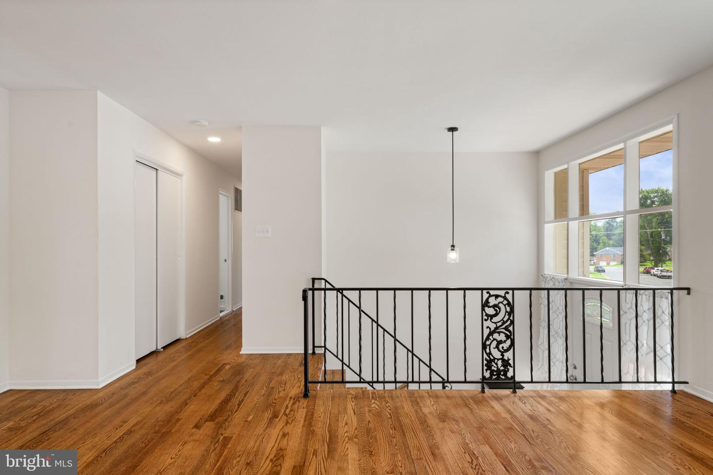 5308 PORTSMOUTH RD, FAIRFAX, Virginia 22032, 5 Bedrooms Bedrooms, ,3 BathroomsBathrooms,Residential,For sale,5308 PORTSMOUTH RD,VAFX2255674 MLS # VAFX2255674