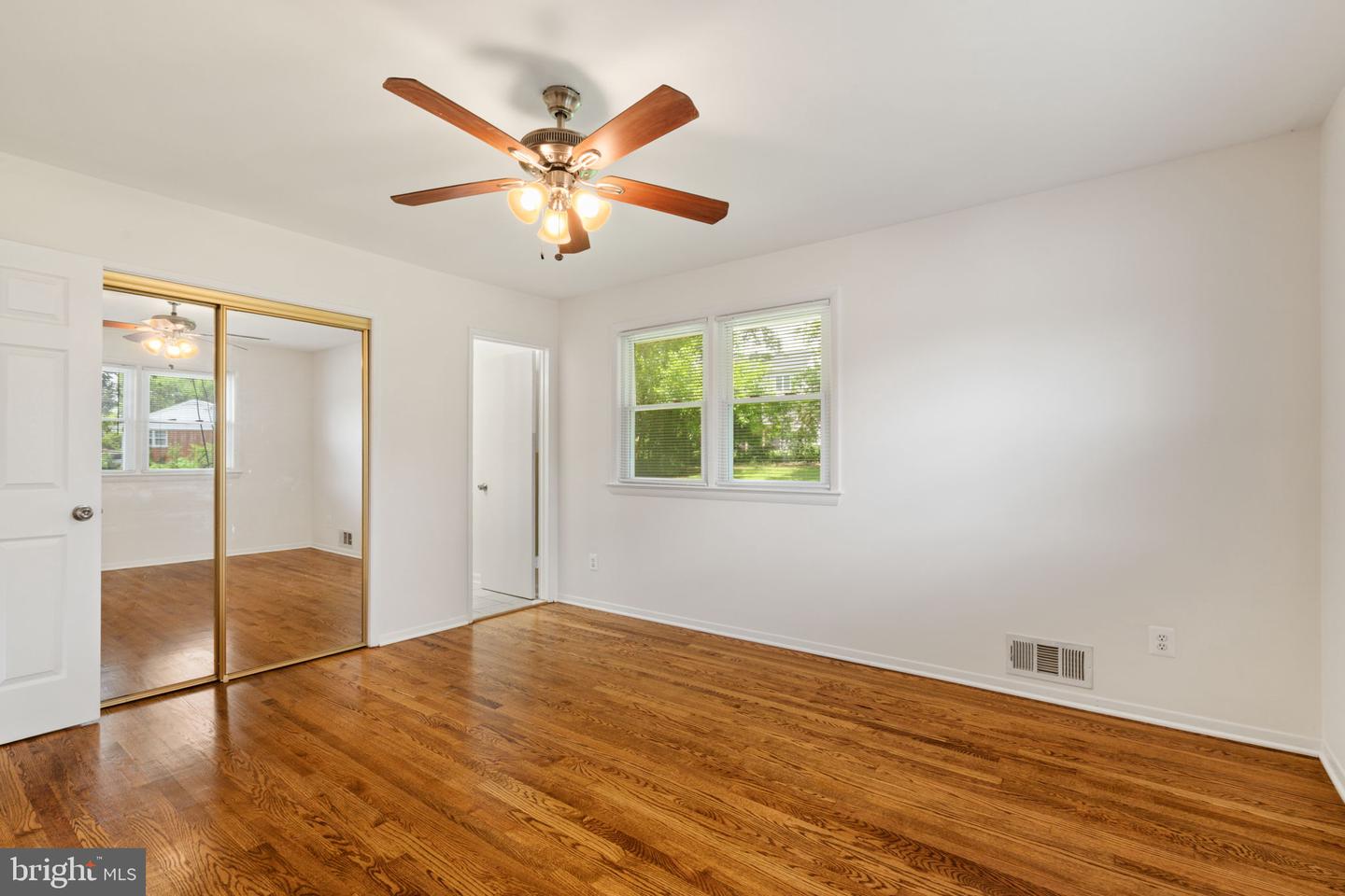 5308 PORTSMOUTH RD, FAIRFAX, Virginia 22032, 5 Bedrooms Bedrooms, ,3 BathroomsBathrooms,Residential,For sale,5308 PORTSMOUTH RD,VAFX2255674 MLS # VAFX2255674