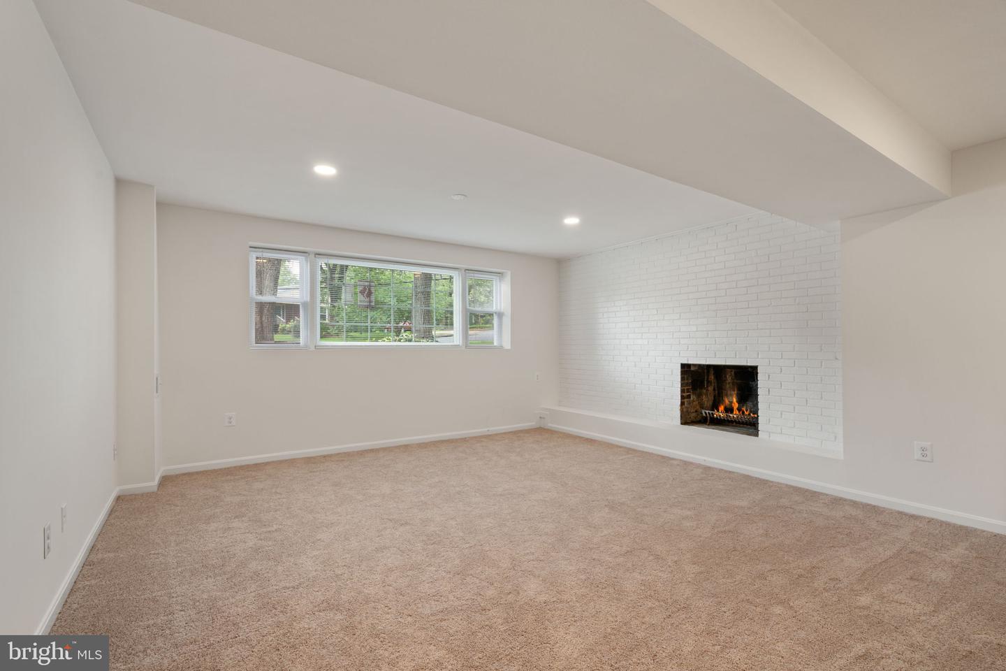5308 PORTSMOUTH RD, FAIRFAX, Virginia 22032, 5 Bedrooms Bedrooms, ,3 BathroomsBathrooms,Residential,For sale,5308 PORTSMOUTH RD,VAFX2255674 MLS # VAFX2255674