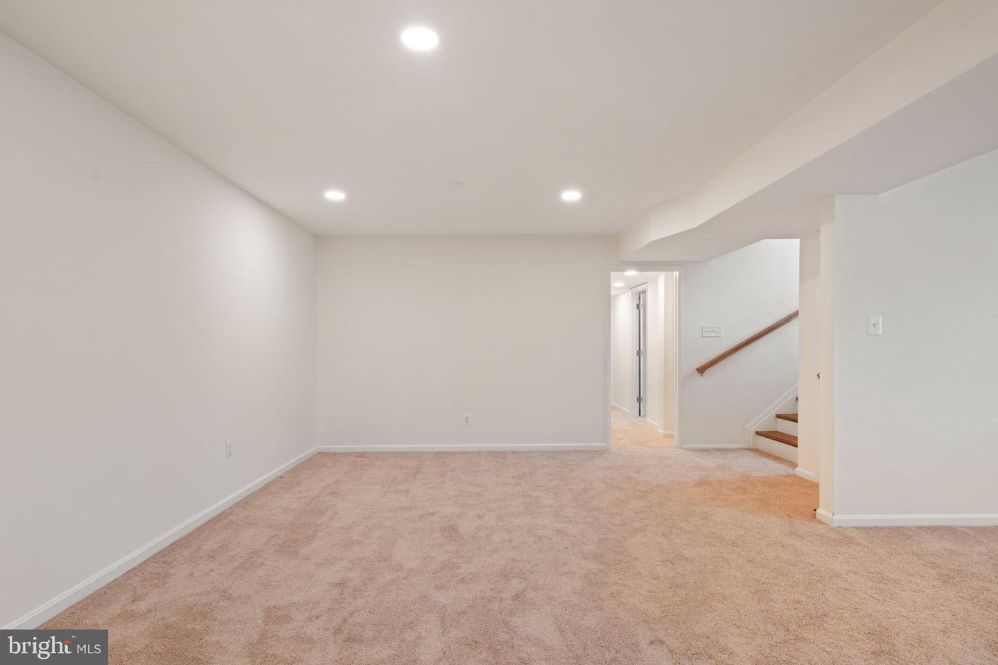 5308 PORTSMOUTH RD, FAIRFAX, Virginia 22032, 5 Bedrooms Bedrooms, ,3 BathroomsBathrooms,Residential,For sale,5308 PORTSMOUTH RD,VAFX2255674 MLS # VAFX2255674