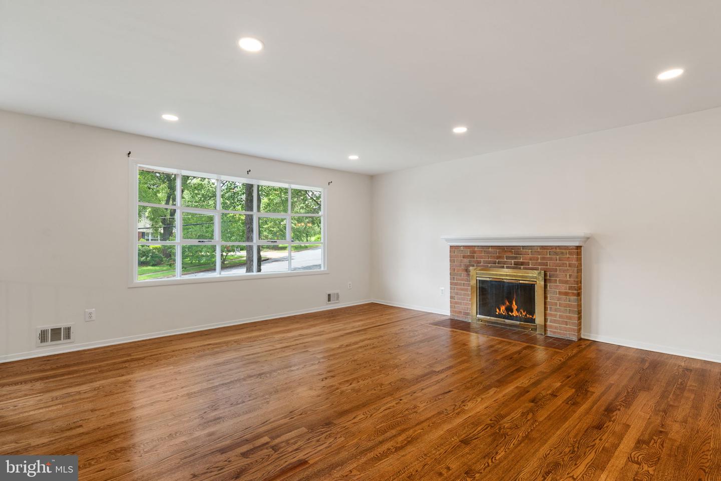 5308 PORTSMOUTH RD, FAIRFAX, Virginia 22032, 5 Bedrooms Bedrooms, ,3 BathroomsBathrooms,Residential,For sale,5308 PORTSMOUTH RD,VAFX2255674 MLS # VAFX2255674