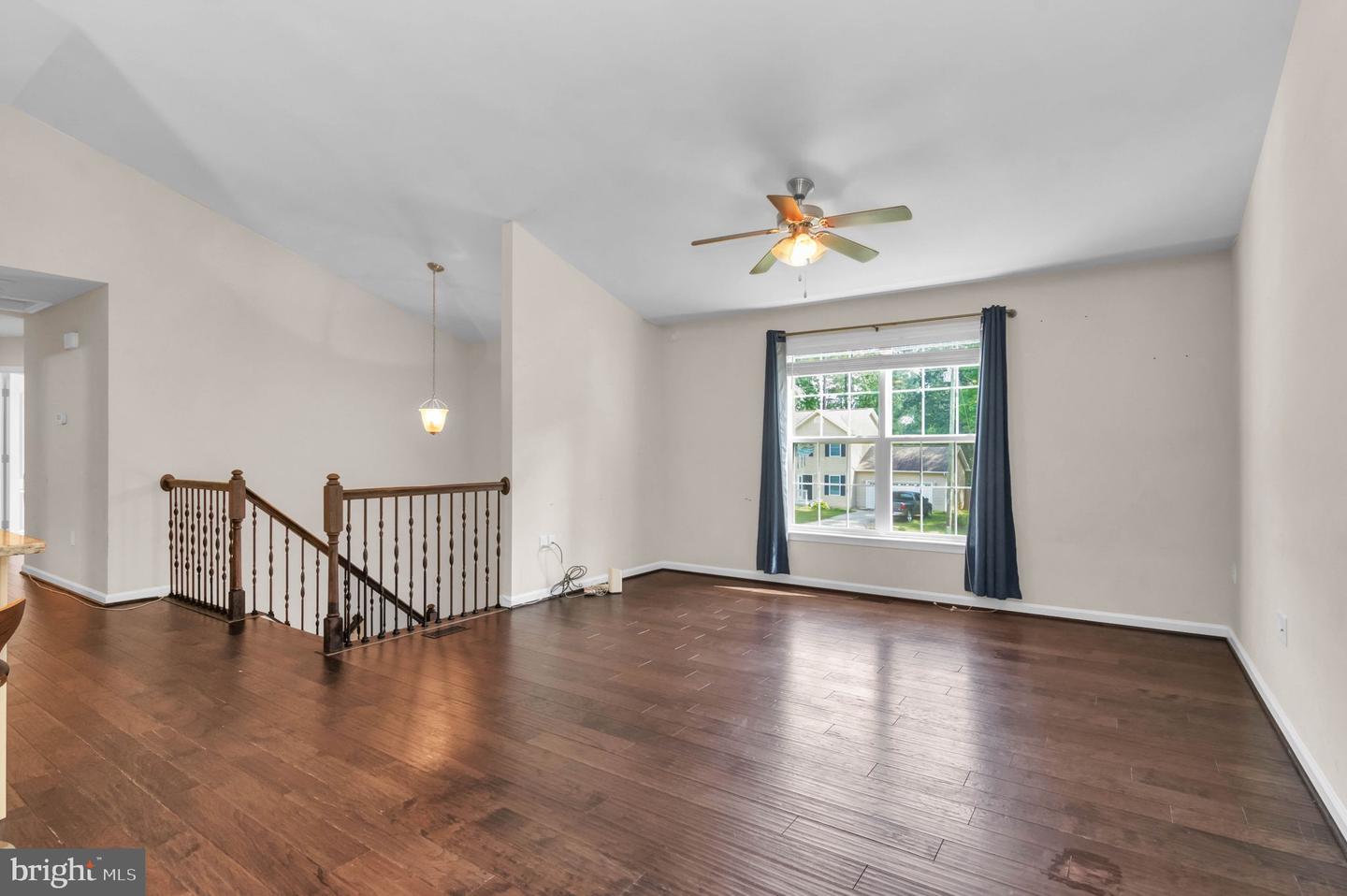 216 MINUTE MAN DR, RUTHER GLEN, Virginia 22546, 4 Bedrooms Bedrooms, 11 Rooms Rooms,3 BathroomsBathrooms,Residential,For sale,216 MINUTE MAN DR,VACV2008518 MLS # VACV2008518