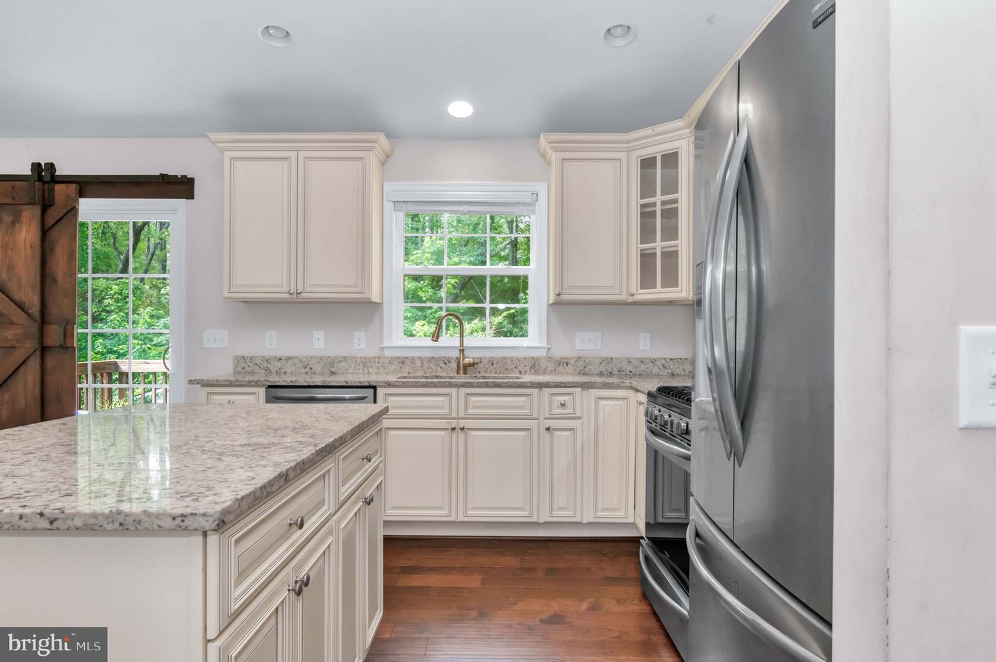 216 MINUTE MAN DR, RUTHER GLEN, Virginia 22546, 4 Bedrooms Bedrooms, 11 Rooms Rooms,3 BathroomsBathrooms,Residential,For sale,216 MINUTE MAN DR,VACV2008518 MLS # VACV2008518