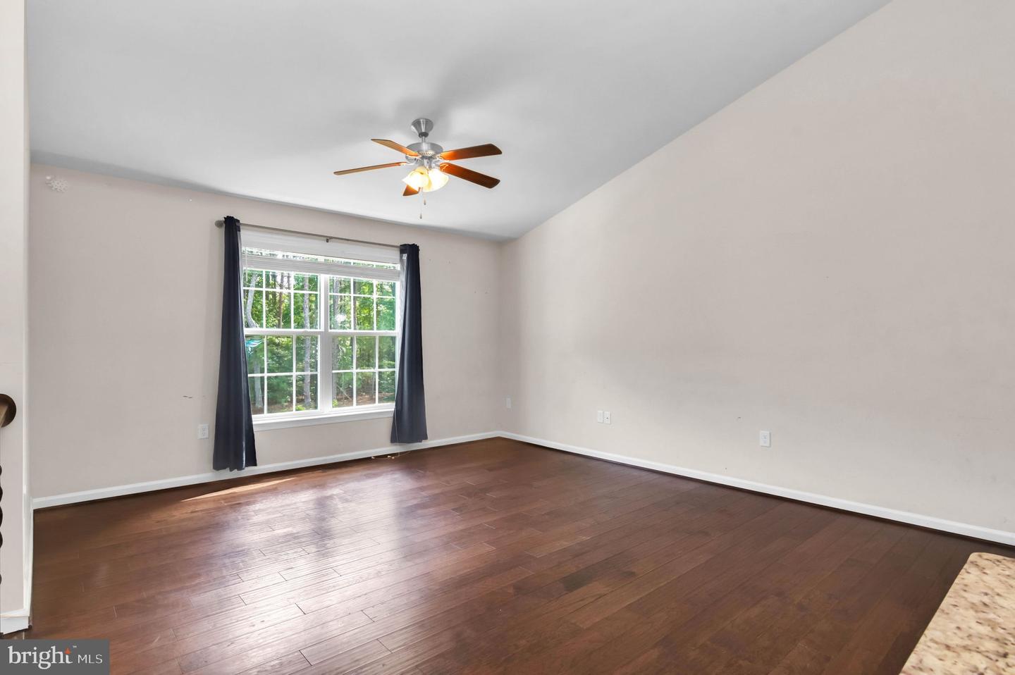 216 MINUTE MAN DR, RUTHER GLEN, Virginia 22546, 4 Bedrooms Bedrooms, 11 Rooms Rooms,3 BathroomsBathrooms,Residential,For sale,216 MINUTE MAN DR,VACV2008518 MLS # VACV2008518
