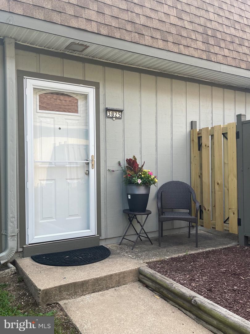 3825 MIRAMONTE PL #108B, ALEXANDRIA, Virginia 22309, 3 Bedrooms Bedrooms, ,2 BathroomsBathrooms,Residential,For sale,3825 MIRAMONTE PL #108B,VAFX2255742 MLS # VAFX2255742