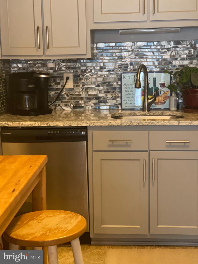 3825 MIRAMONTE PL #108B, ALEXANDRIA, Virginia 22309, 3 Bedrooms Bedrooms, ,2 BathroomsBathrooms,Residential,For sale,3825 MIRAMONTE PL #108B,VAFX2255742 MLS # VAFX2255742