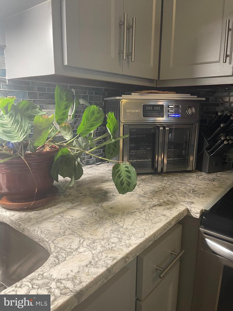 3825 MIRAMONTE PL #108B, ALEXANDRIA, Virginia 22309, 3 Bedrooms Bedrooms, ,2 BathroomsBathrooms,Residential,For sale,3825 MIRAMONTE PL #108B,VAFX2255742 MLS # VAFX2255742