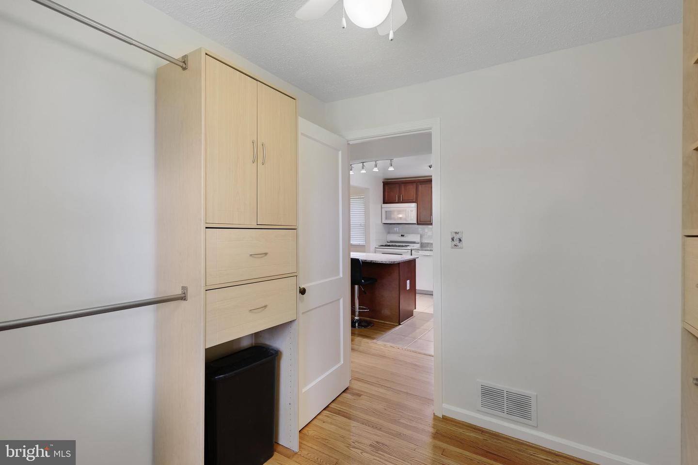 5726 N KINGS HWY, ALEXANDRIA, Virginia 22303, 4 Bedrooms Bedrooms, ,2 BathroomsBathrooms,Residential,For sale,5726 N KINGS HWY,VAFX2255772 MLS # VAFX2255772