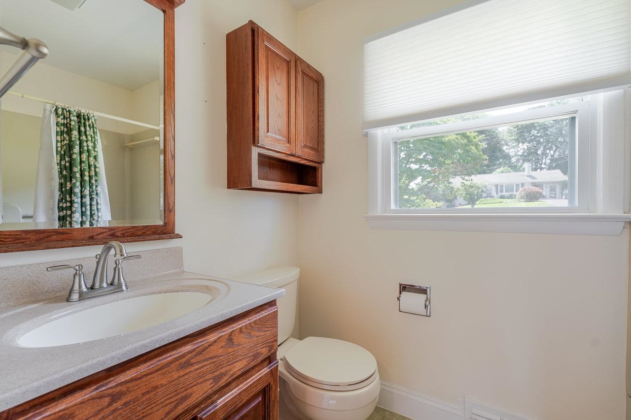780 BROADVIEW DR, HARRISONBURG, Virginia 22802, 3 Bedrooms Bedrooms, ,1 BathroomBathrooms,Residential,780 BROADVIEW DR,667055 MLS # 667055