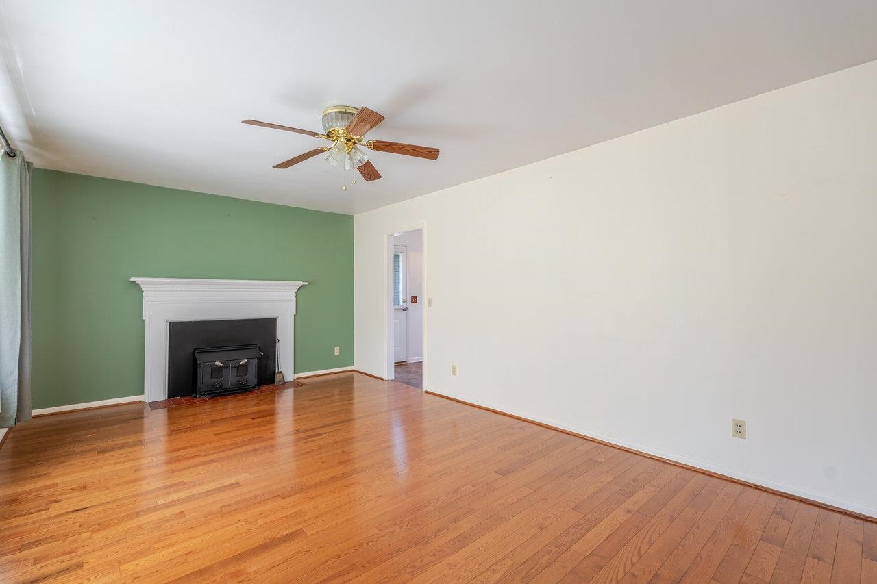 780 BROADVIEW DR, HARRISONBURG, Virginia 22802, 3 Bedrooms Bedrooms, ,1 BathroomBathrooms,Residential,780 BROADVIEW DR,667055 MLS # 667055