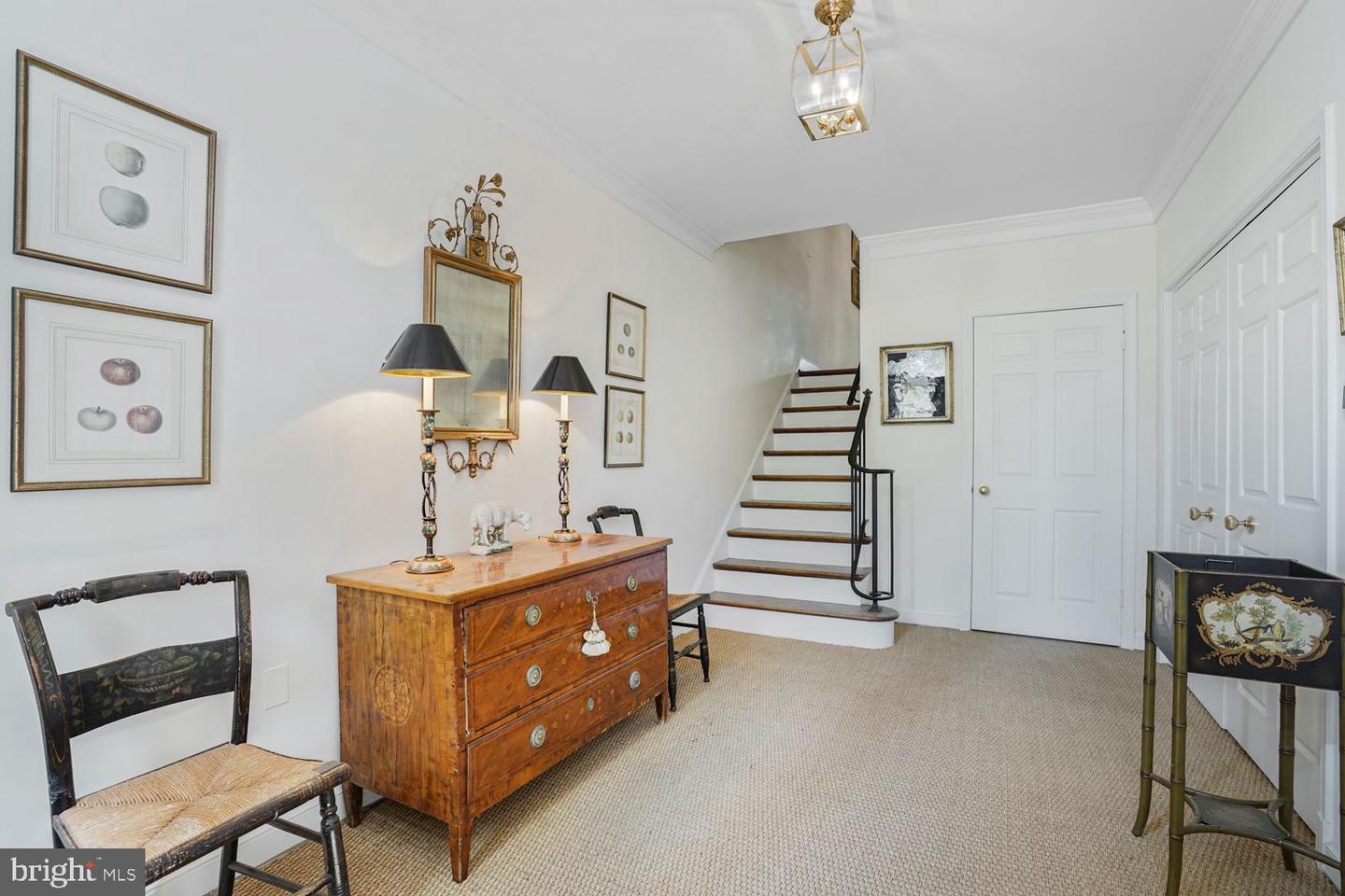 410 N LEE ST, ALEXANDRIA, Virginia 22314, 3 Bedrooms Bedrooms, ,2 BathroomsBathrooms,Residential,For sale,410 N LEE ST,VAAX2047604 MLS # VAAX2047604