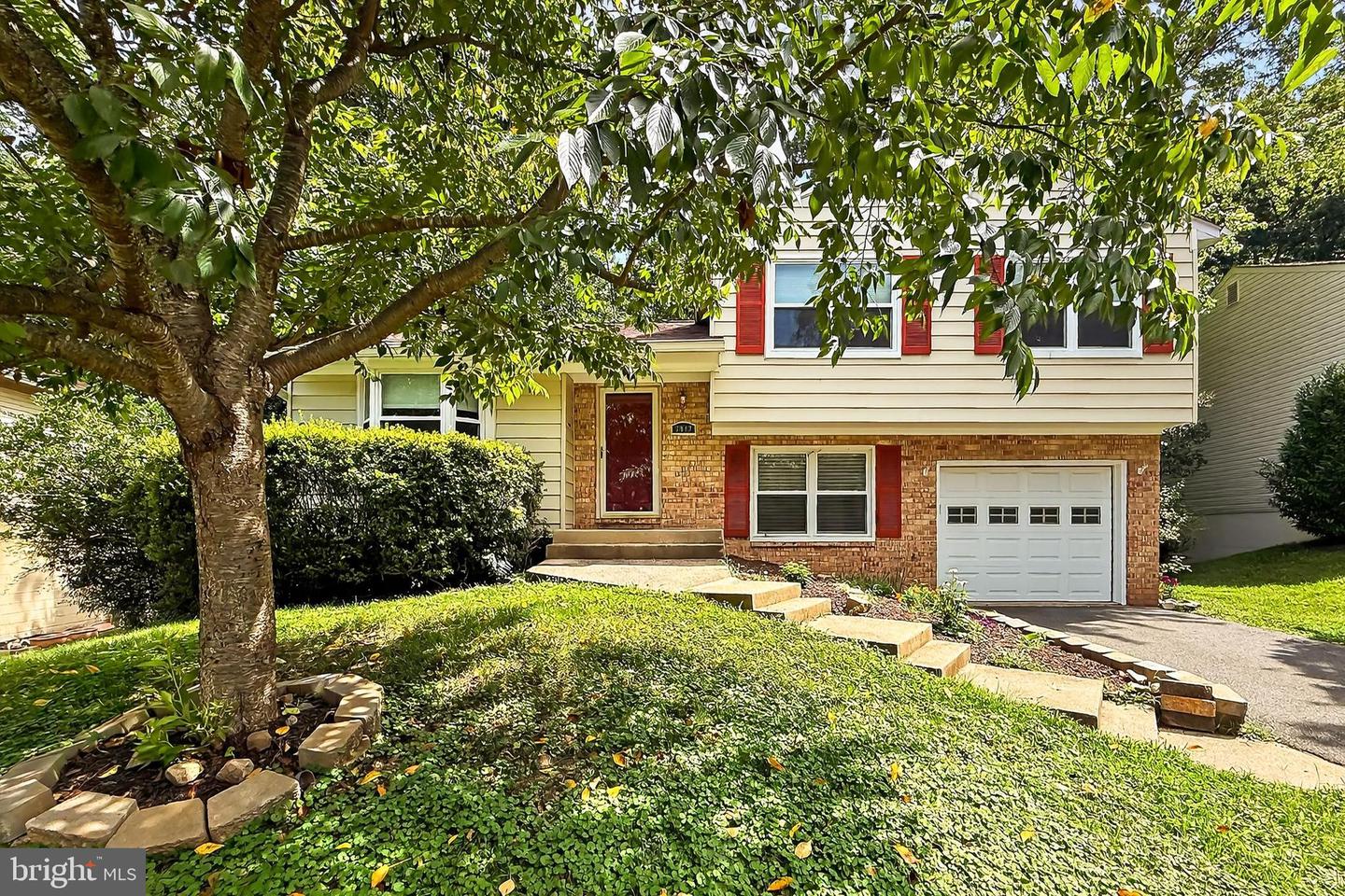 2942 FOX TAIL CT, WOODBRIDGE, Virginia 22192, 3 Bedrooms Bedrooms, ,2 BathroomsBathrooms,Residential,For sale,2942 FOX TAIL CT,VAPW2099368 MLS # VAPW2099368