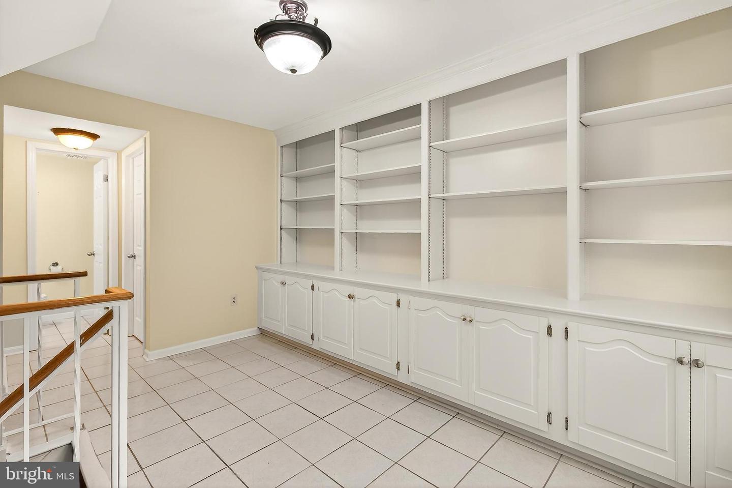 2942 FOX TAIL CT, WOODBRIDGE, Virginia 22192, 3 Bedrooms Bedrooms, ,2 BathroomsBathrooms,Residential,For sale,2942 FOX TAIL CT,VAPW2099368 MLS # VAPW2099368