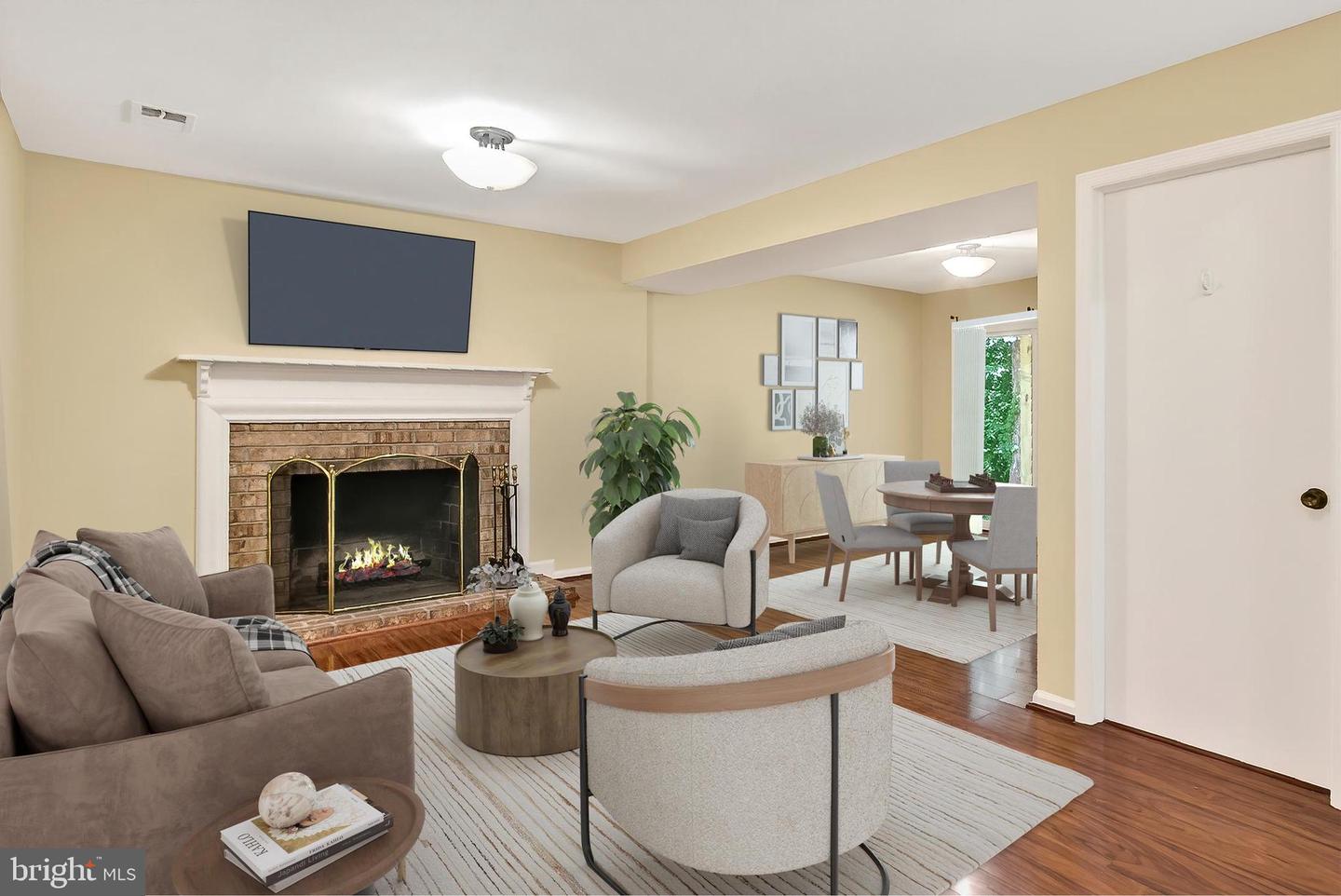 2942 FOX TAIL CT, WOODBRIDGE, Virginia 22192, 3 Bedrooms Bedrooms, ,2 BathroomsBathrooms,Residential,For sale,2942 FOX TAIL CT,VAPW2099368 MLS # VAPW2099368