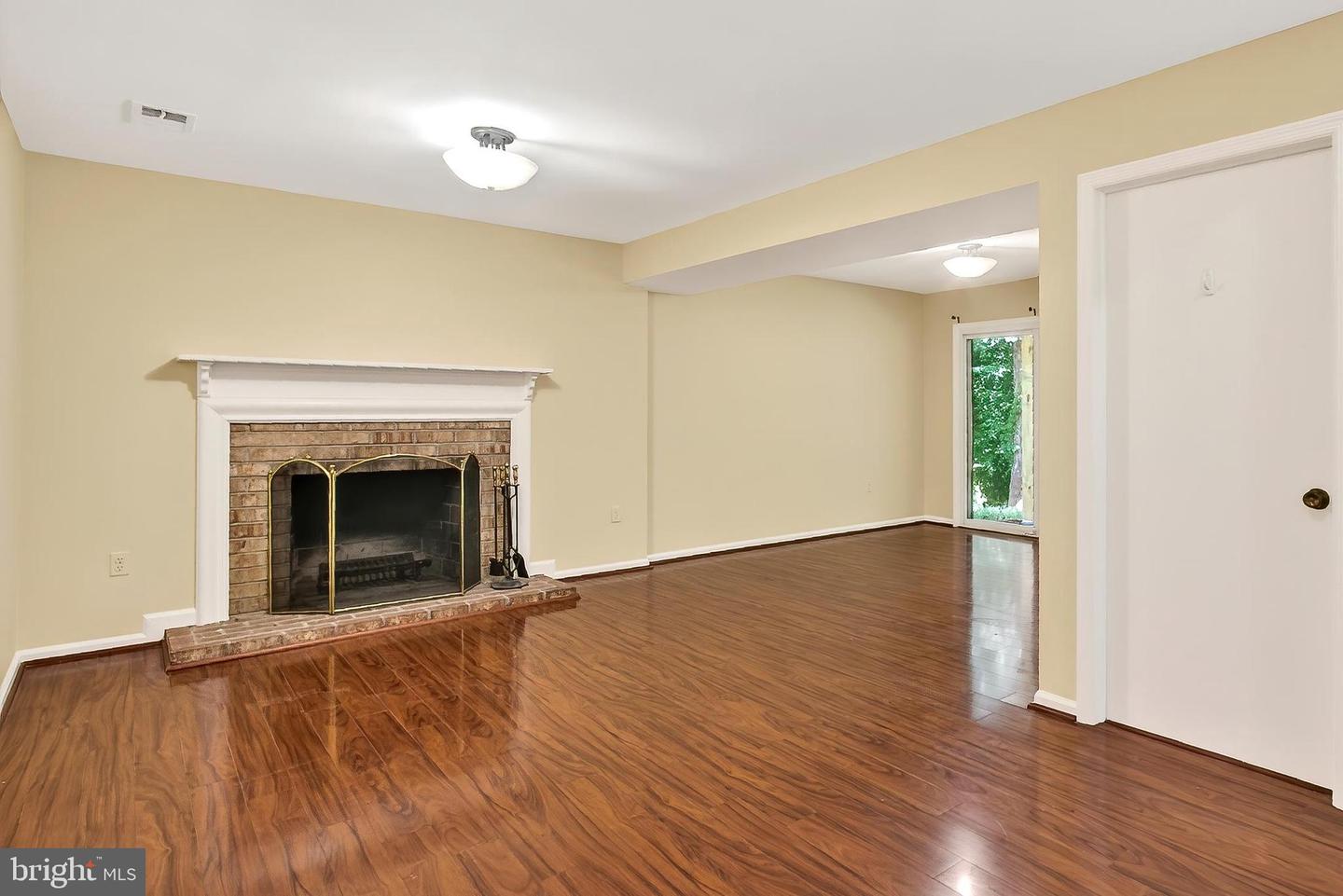 2942 FOX TAIL CT, WOODBRIDGE, Virginia 22192, 3 Bedrooms Bedrooms, ,2 BathroomsBathrooms,Residential,For sale,2942 FOX TAIL CT,VAPW2099368 MLS # VAPW2099368