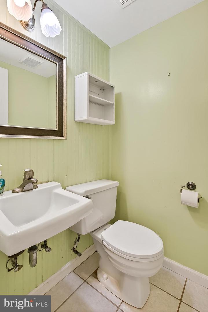 2942 FOX TAIL CT, WOODBRIDGE, Virginia 22192, 3 Bedrooms Bedrooms, ,2 BathroomsBathrooms,Residential,For sale,2942 FOX TAIL CT,VAPW2099368 MLS # VAPW2099368