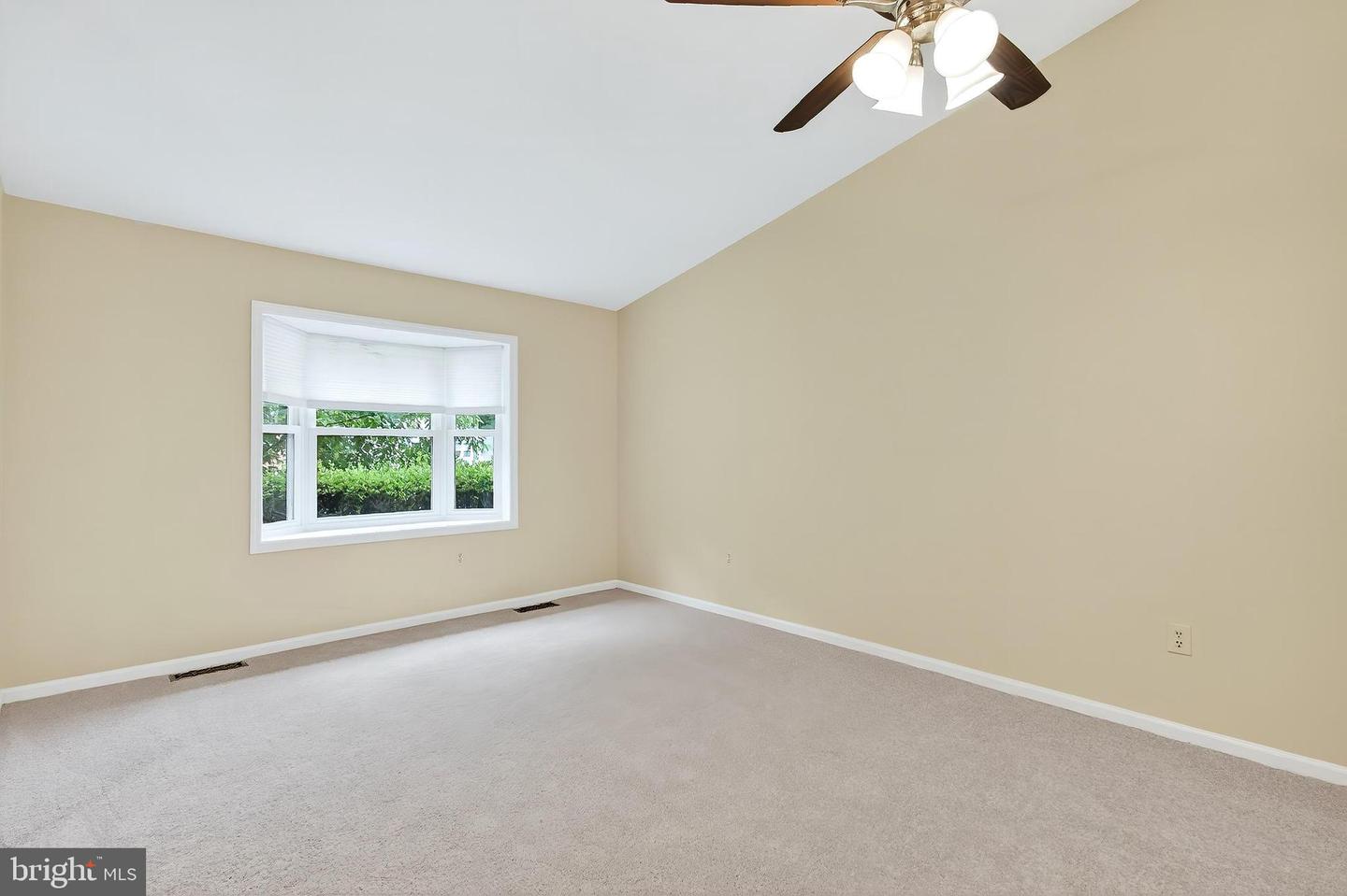 2942 FOX TAIL CT, WOODBRIDGE, Virginia 22192, 3 Bedrooms Bedrooms, ,2 BathroomsBathrooms,Residential,For sale,2942 FOX TAIL CT,VAPW2099368 MLS # VAPW2099368