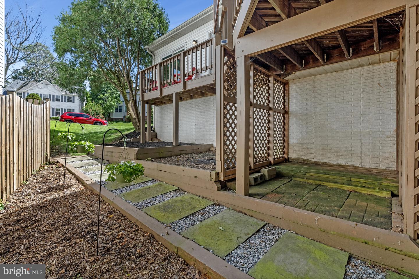 13901 STONEFIELD LN, CLIFTON, Virginia 20124, 4 Bedrooms Bedrooms, ,3 BathroomsBathrooms,Residential,For sale,13901 STONEFIELD LN,VAFX2255880 MLS # VAFX2255880