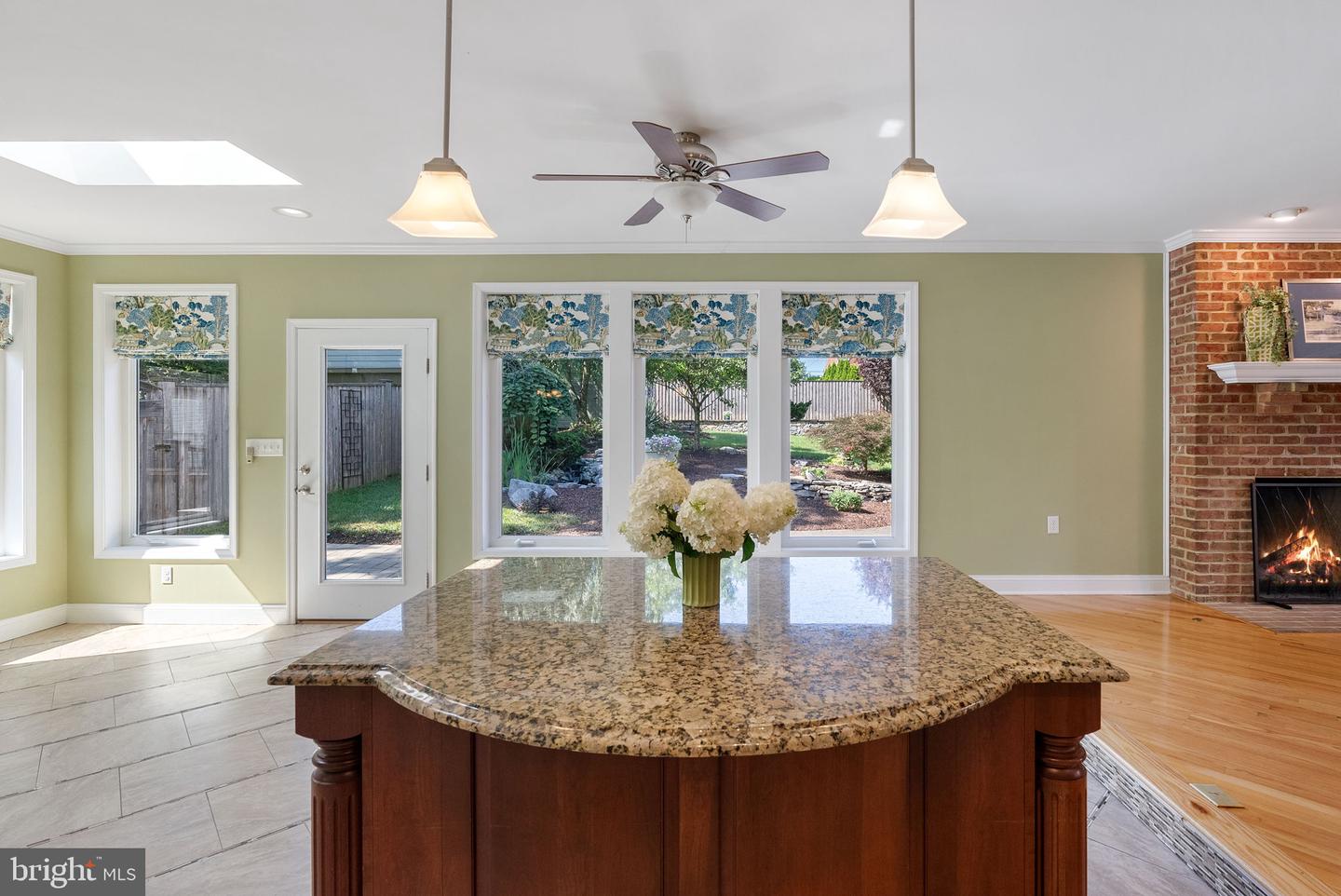 315 W WHITLOCK AVE, WINCHESTER, Virginia 22601, 5 Bedrooms Bedrooms, ,3 BathroomsBathrooms,Residential,For sale,315 W WHITLOCK AVE,VAWI2008718 MLS # VAWI2008718