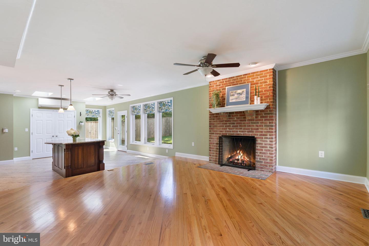 315 W WHITLOCK AVE, WINCHESTER, Virginia 22601, 5 Bedrooms Bedrooms, ,3 BathroomsBathrooms,Residential,For sale,315 W WHITLOCK AVE,VAWI2008718 MLS # VAWI2008718