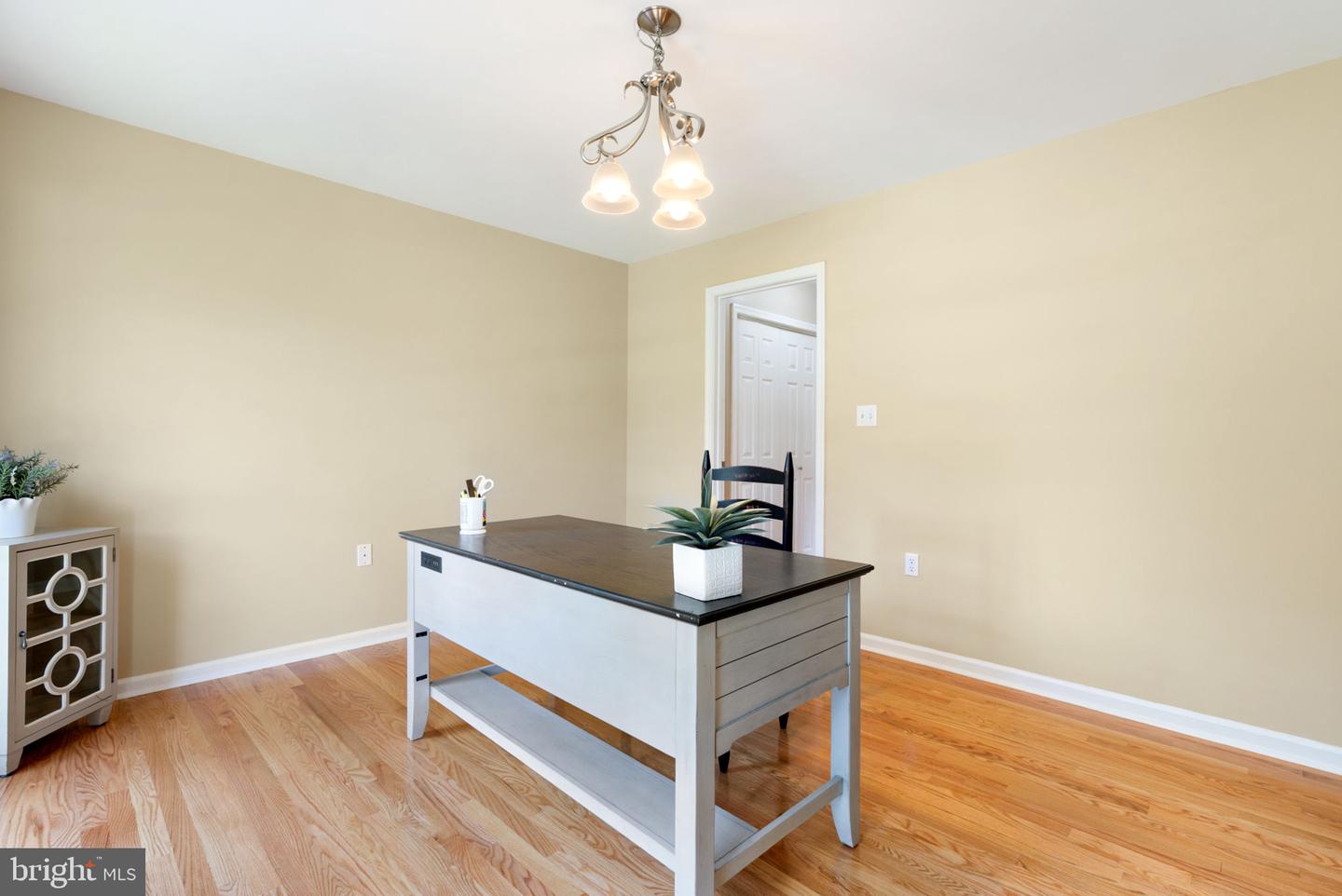 315 W WHITLOCK AVE, WINCHESTER, Virginia 22601, 5 Bedrooms Bedrooms, ,3 BathroomsBathrooms,Residential,For sale,315 W WHITLOCK AVE,VAWI2008718 MLS # VAWI2008718