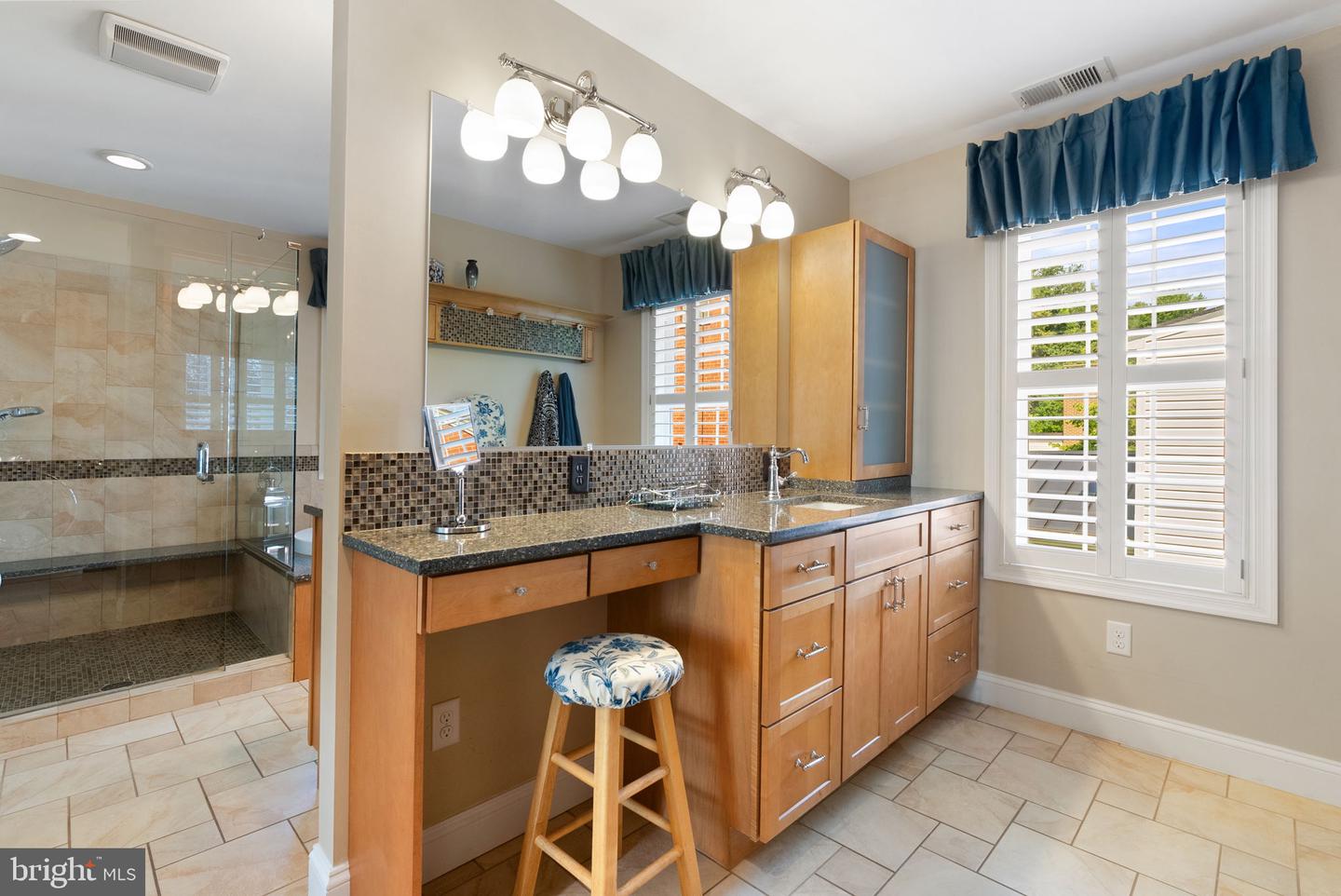 315 W WHITLOCK AVE, WINCHESTER, Virginia 22601, 5 Bedrooms Bedrooms, ,3 BathroomsBathrooms,Residential,For sale,315 W WHITLOCK AVE,VAWI2008718 MLS # VAWI2008718