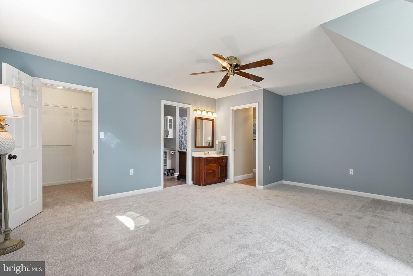 315 W WHITLOCK AVE, WINCHESTER, Virginia 22601, 5 Bedrooms Bedrooms, ,3 BathroomsBathrooms,Residential,For sale,315 W WHITLOCK AVE,VAWI2008718 MLS # VAWI2008718