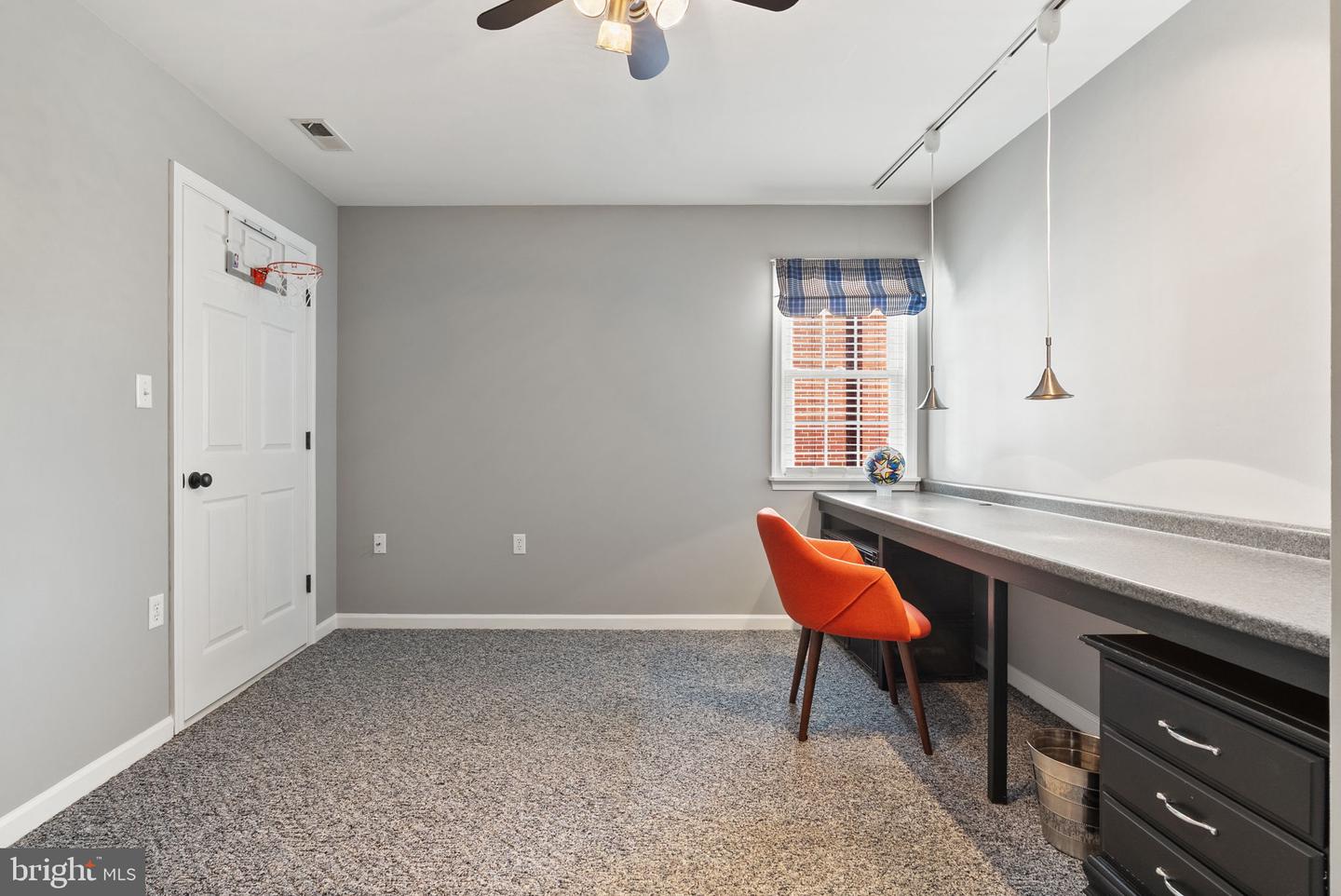 315 W WHITLOCK AVE, WINCHESTER, Virginia 22601, 5 Bedrooms Bedrooms, ,3 BathroomsBathrooms,Residential,For sale,315 W WHITLOCK AVE,VAWI2008718 MLS # VAWI2008718