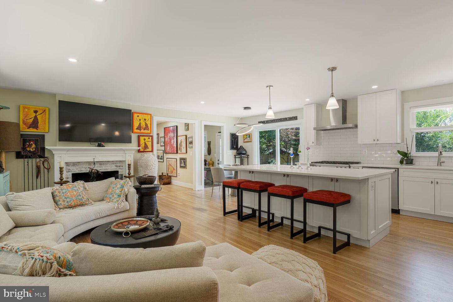 1003 COLLINGWOOD RD, ALEXANDRIA, Virginia 22308, 4 Bedrooms Bedrooms, ,3 BathroomsBathrooms,Residential,For sale,1003 COLLINGWOOD RD,VAFX2256072 MLS # VAFX2256072