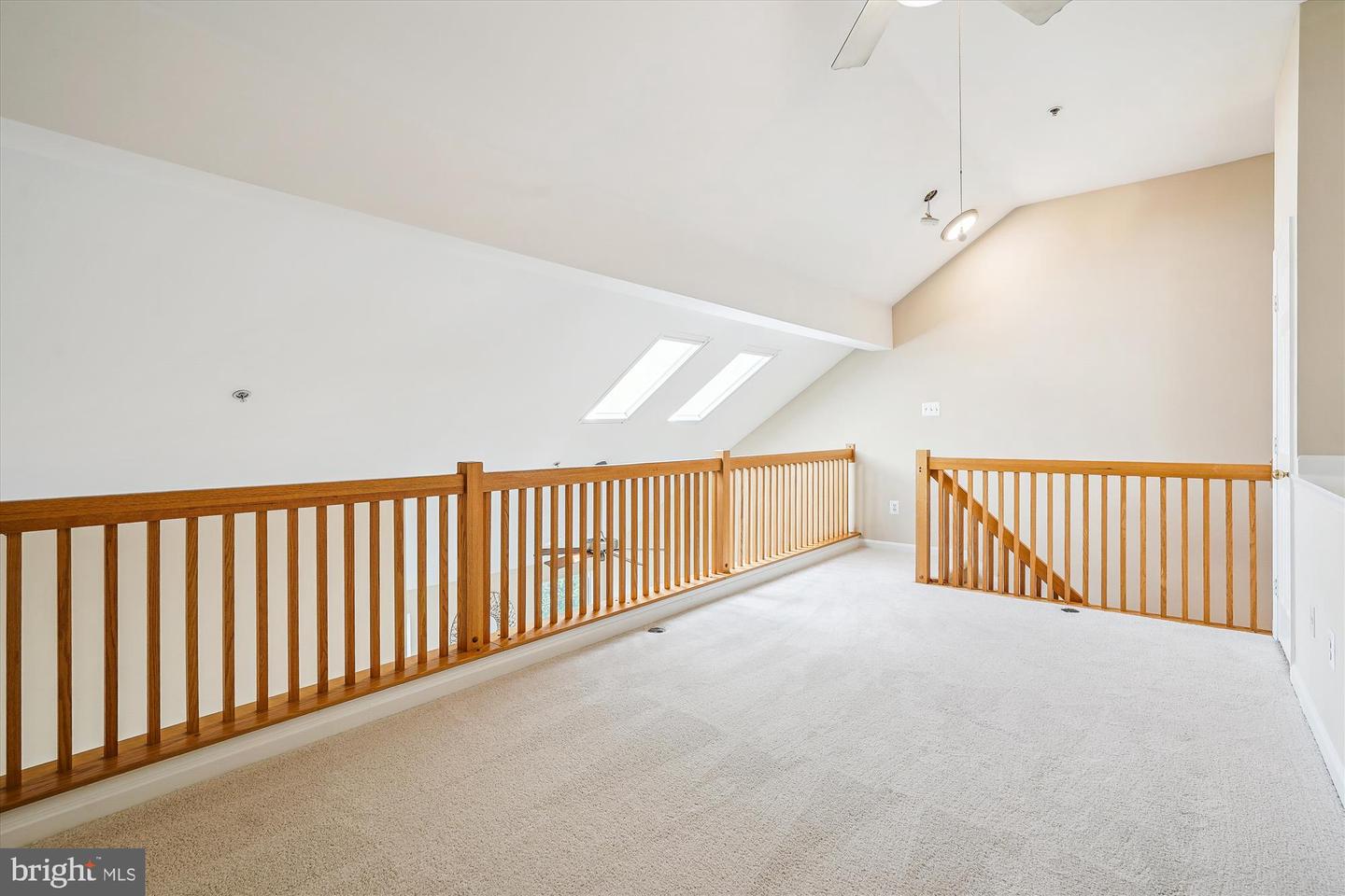 25280 LAKE SHORE SQ #303, CHANTILLY, Virginia 20152, 2 Bedrooms Bedrooms, ,2 BathroomsBathrooms,Residential,For sale,25280 LAKE SHORE SQ #303,VALO2102464 MLS # VALO2102464