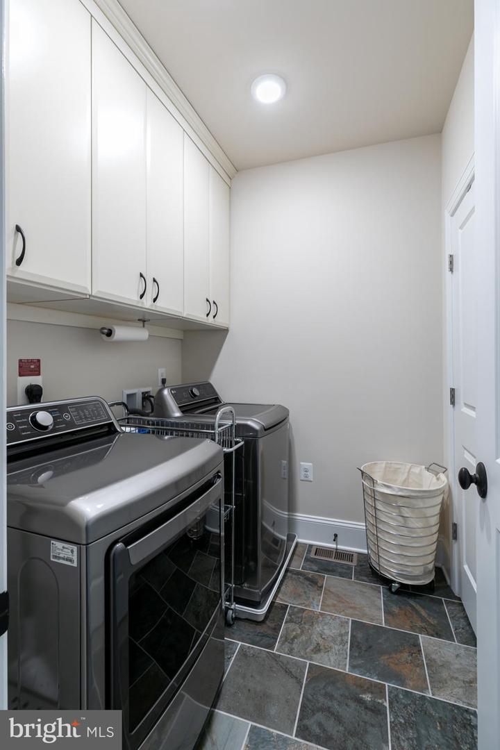 20374 NORTHPARK DR, ASHBURN, Virginia 20147, 4 Bedrooms Bedrooms, ,3 BathroomsBathrooms,Residential,For sale,20374 NORTHPARK DR,VALO2102566 MLS # VALO2102566