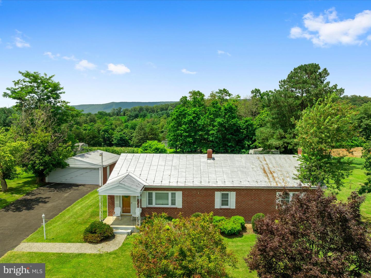 355 COPP RD, STRASBURG, Virginia 22657, 3 Bedrooms Bedrooms, ,1 BathroomBathrooms,Residential,For sale,355 COPP RD,VASH2012030 MLS # VASH2012030