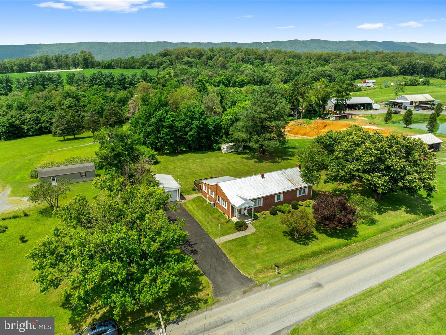 355 COPP RD, STRASBURG, Virginia 22657, 3 Bedrooms Bedrooms, ,1 BathroomBathrooms,Residential,For sale,355 COPP RD,VASH2012030 MLS # VASH2012030