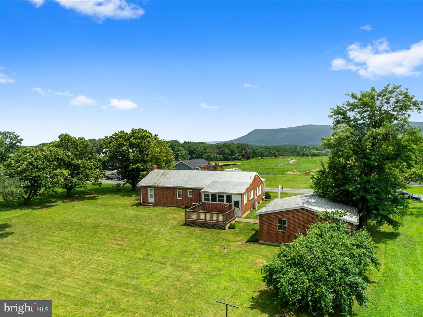 355 COPP RD, STRASBURG, Virginia 22657, 3 Bedrooms Bedrooms, ,1 BathroomBathrooms,Residential,For sale,355 COPP RD,VASH2012030 MLS # VASH2012030